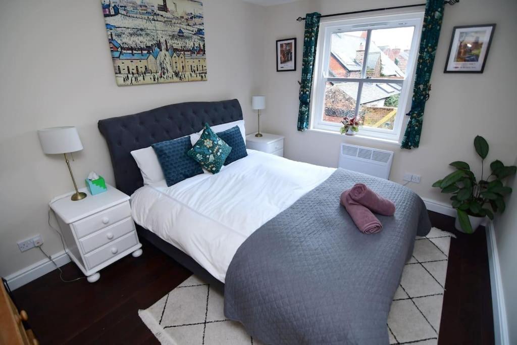Loveyork Priory Apartment - Central With Parking מראה חיצוני תמונה