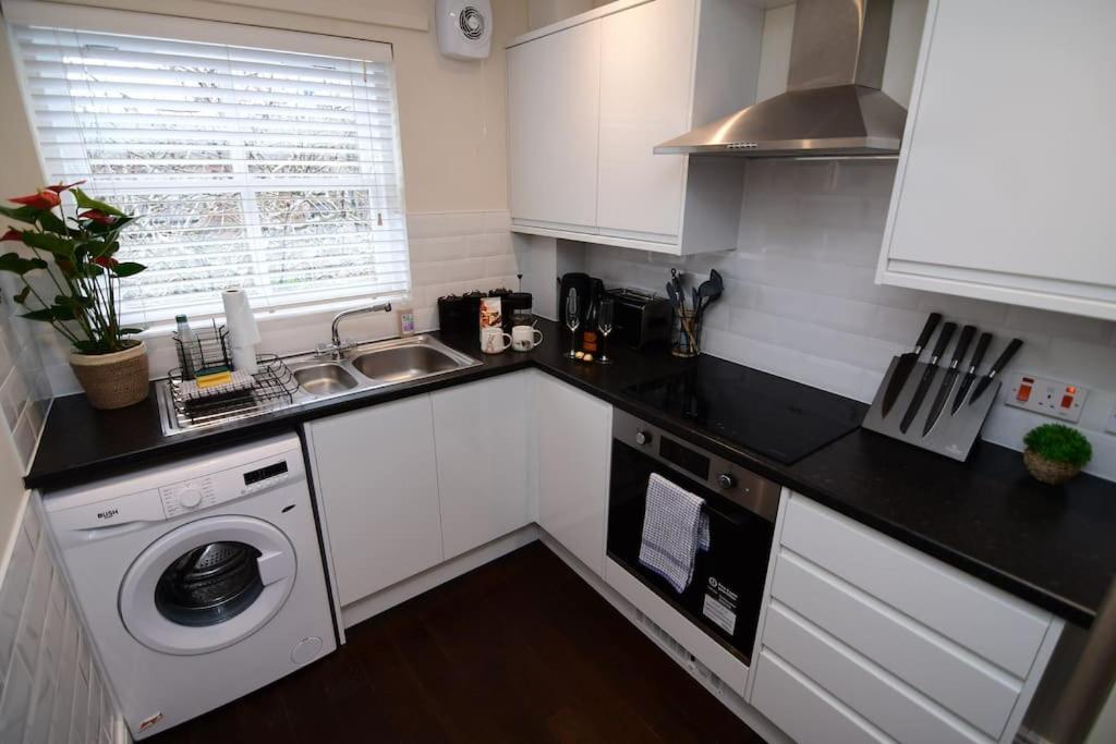 Loveyork Priory Apartment - Central With Parking מראה חיצוני תמונה